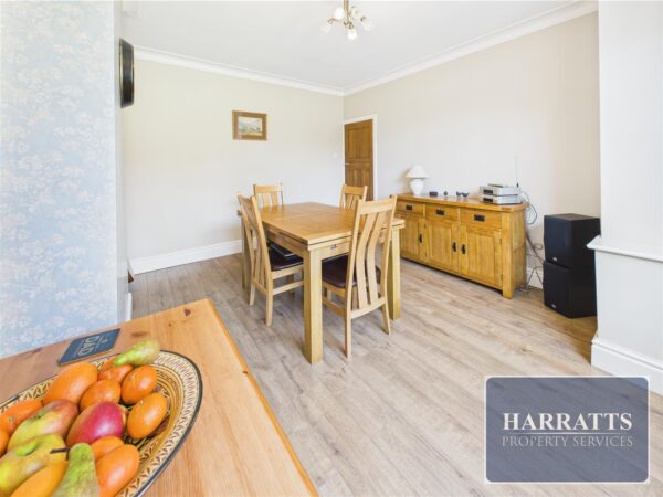 Harleen Grove, Stockport