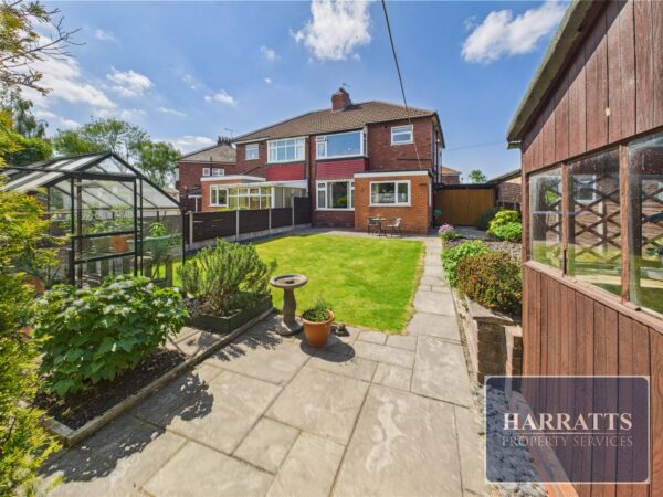 Harleen Grove, Stockport