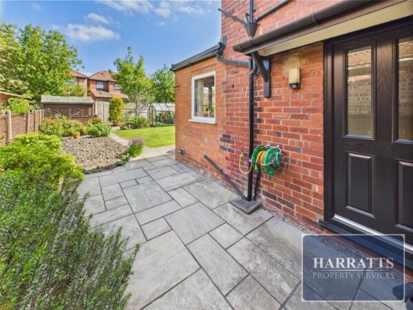 Harleen Grove, Stockport