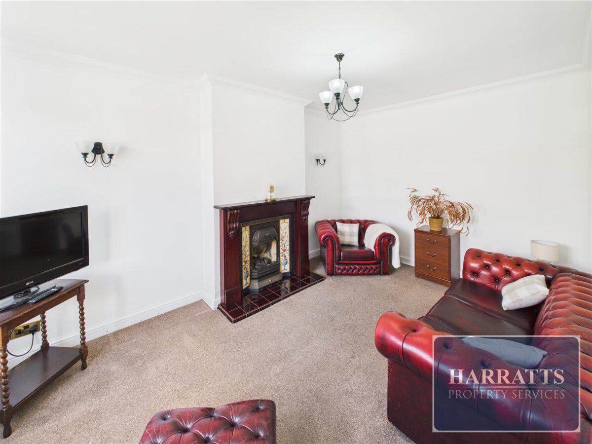 Harleen Grove, Stockport