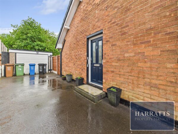 Yew Tree Drive, Bredbury