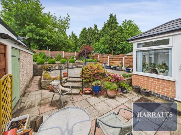 Yew Tree Drive, Bredbury