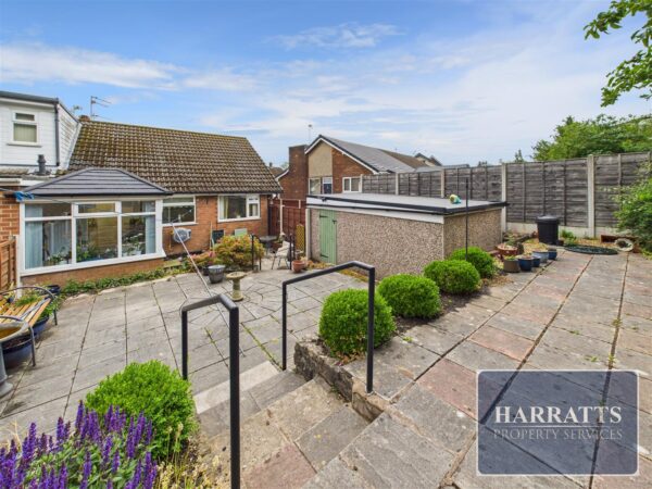 Yew Tree Drive, Bredbury