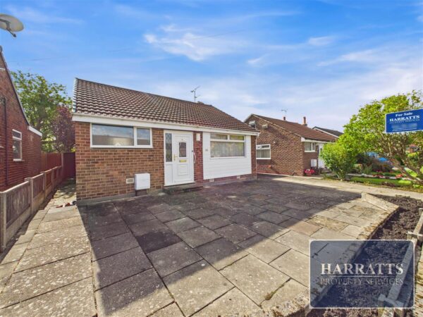 Tragan Drive, Stockport
