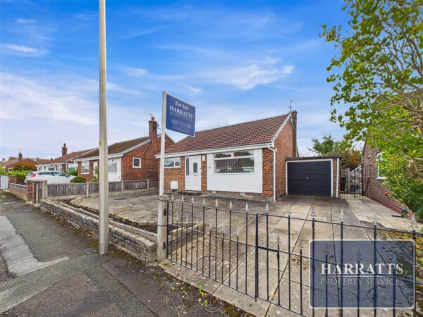 Tragan Drive, Stockport