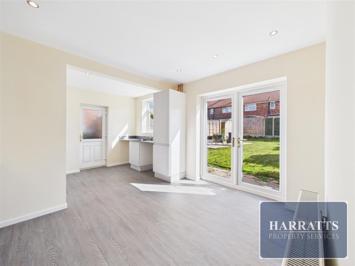 Crawley Grove, Stockport