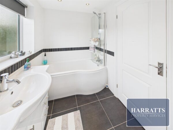 Wetherby Drive, Hazel Grove, Stockport