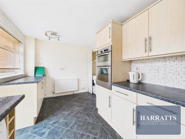 Axminster Walk, Bramhall