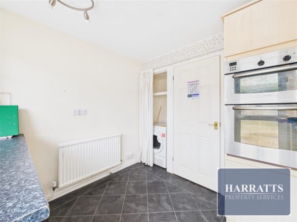 Axminster Walk, Bramhall