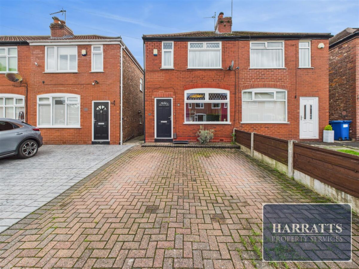 Hartland Close, Stockport