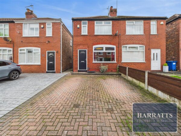 Hartland Close, Stockport