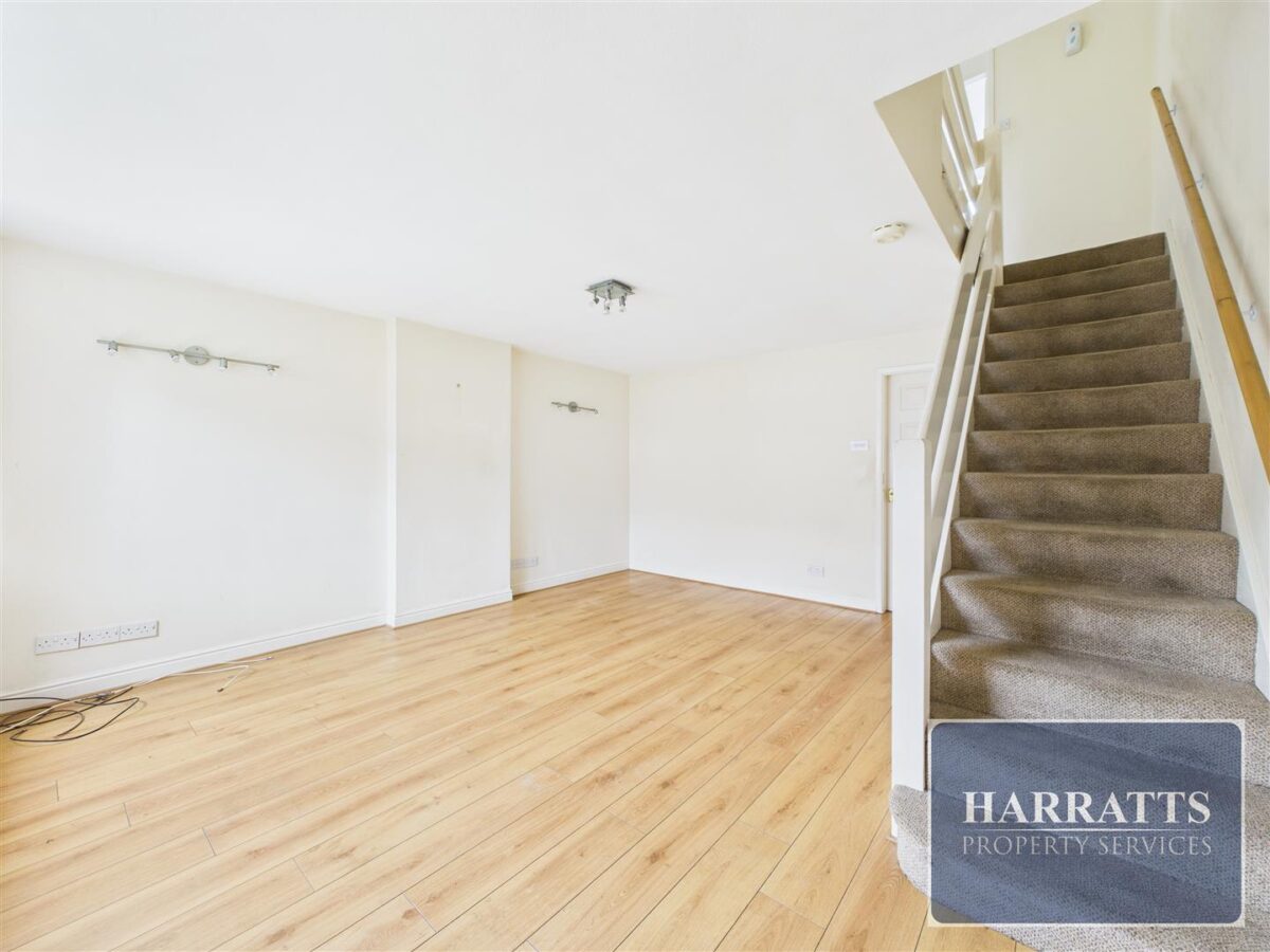 Axminster Walk, Bramhall