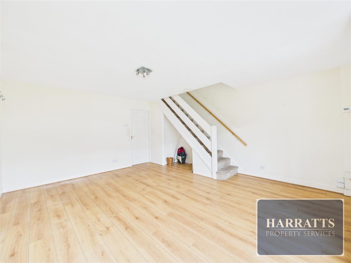 Axminster Walk, Bramhall