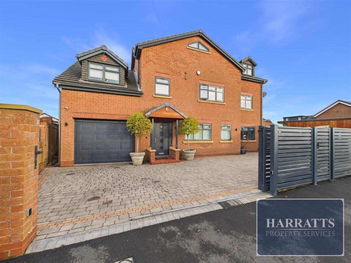 Clifton Drive, Heald Green, Cheadle