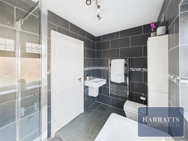 Clifton Drive, Heald Green, Cheadle