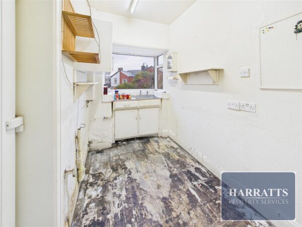 Trevor Grove, Stockport