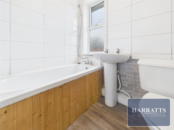 Oldham Avenue, Stockport