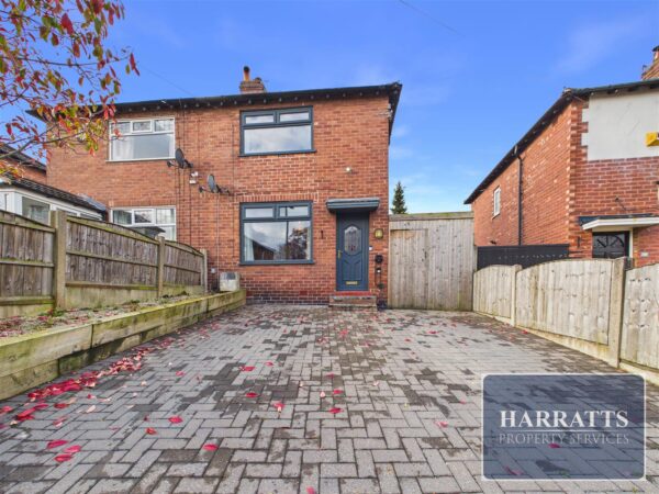 The Quadrant, Stockport