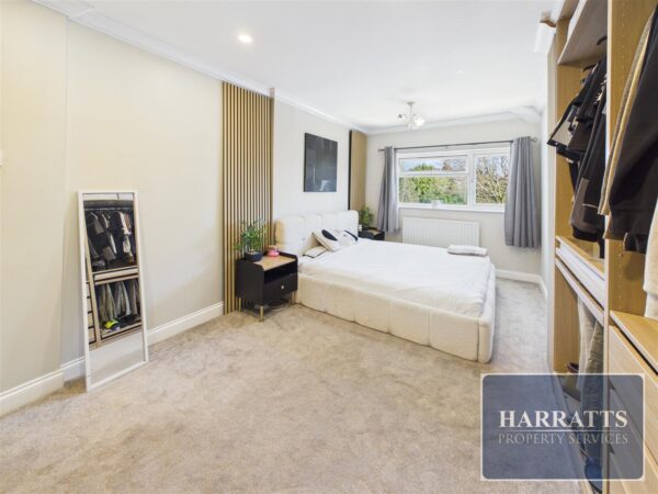 Lowndes Lane, Stockport