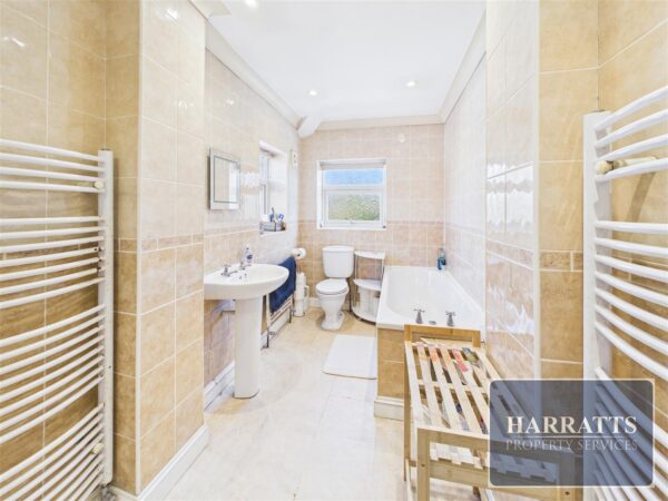 Lowndes Lane, Stockport