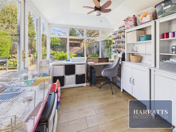 Lowndes Lane, Stockport