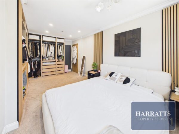 Lowndes Lane, Stockport