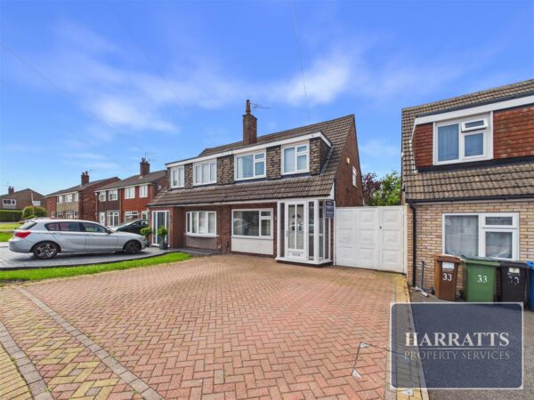 Arundel Avenue, Hazel Grove, Stockport