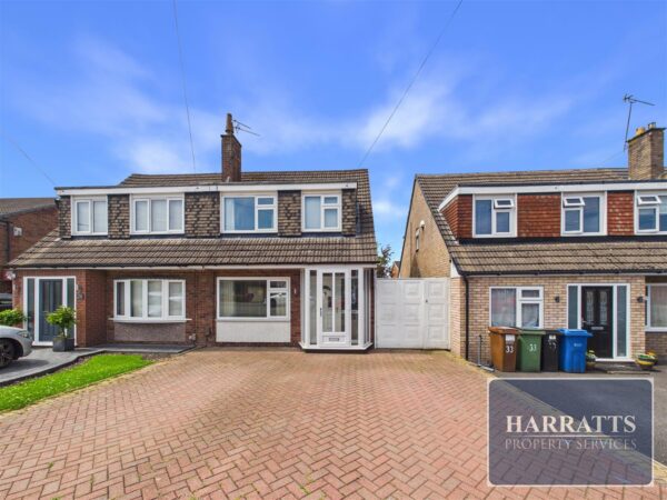 Arundel Avenue, Hazel Grove, Stockport